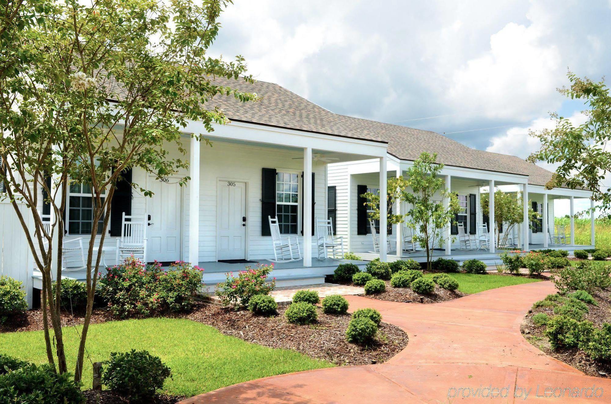 Nottoway Plantation And White Castle